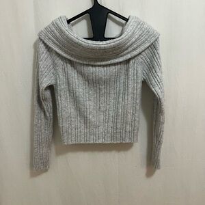 Off the Shoulder Sweater top, size XXS